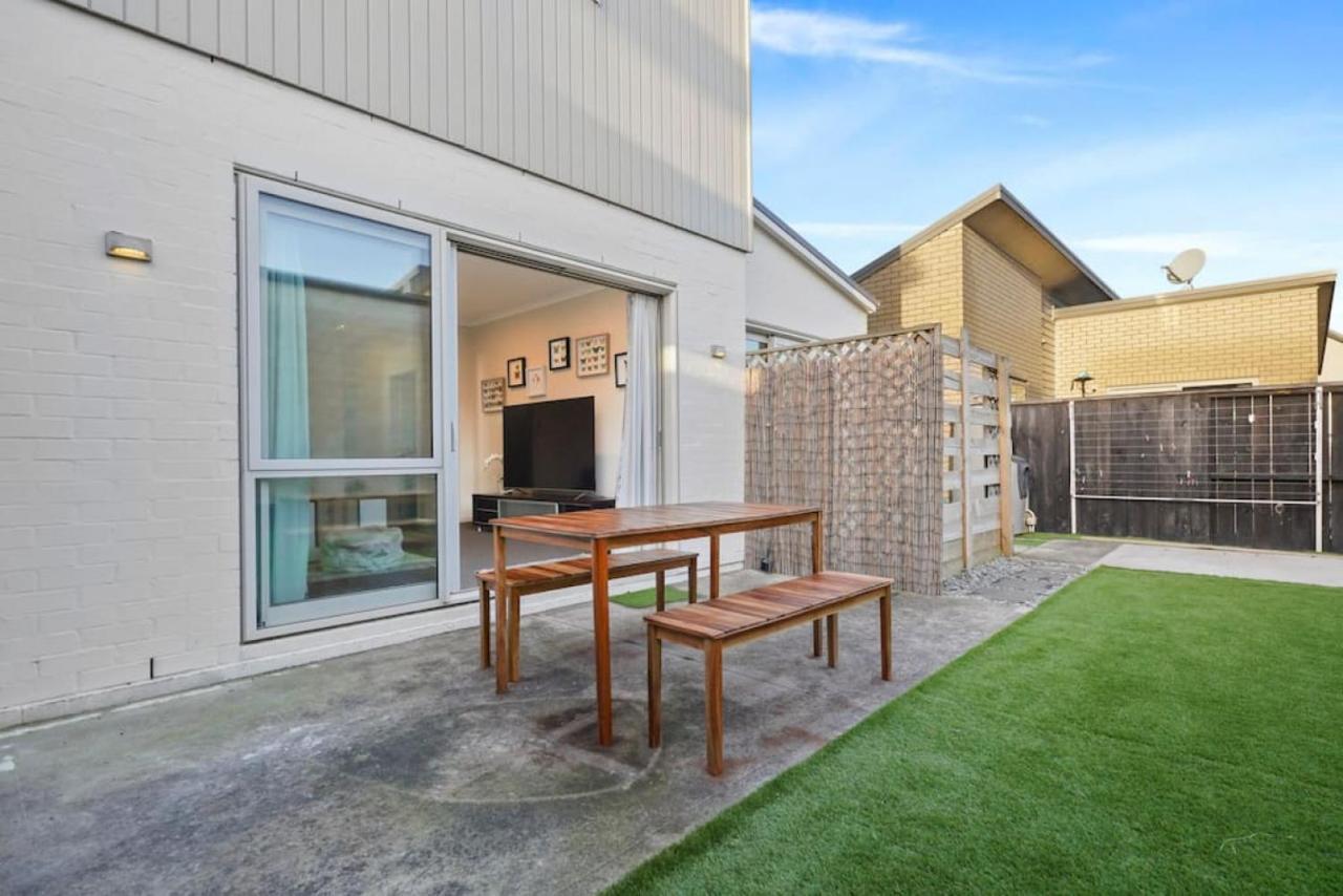 オークランド Lux Modern 3Br Family House -Fenced Yard - Big Tvヴィラ エクステリア 写真